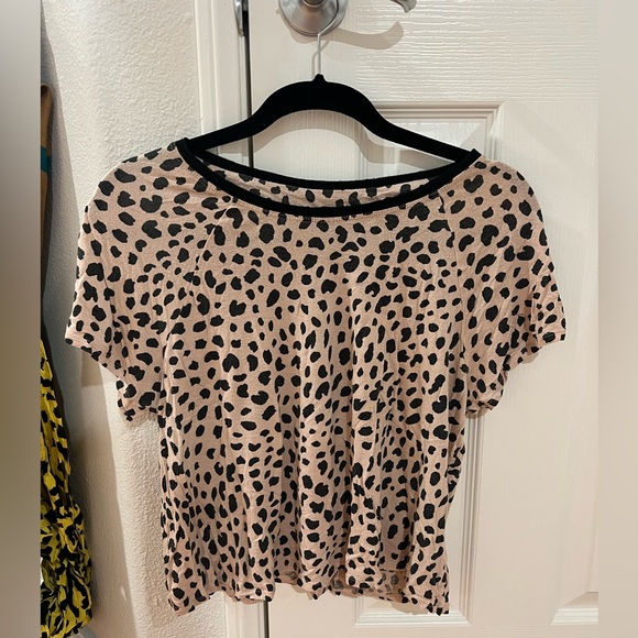 Leopard PJ tee, but can be worn out - Picture 3 of 8